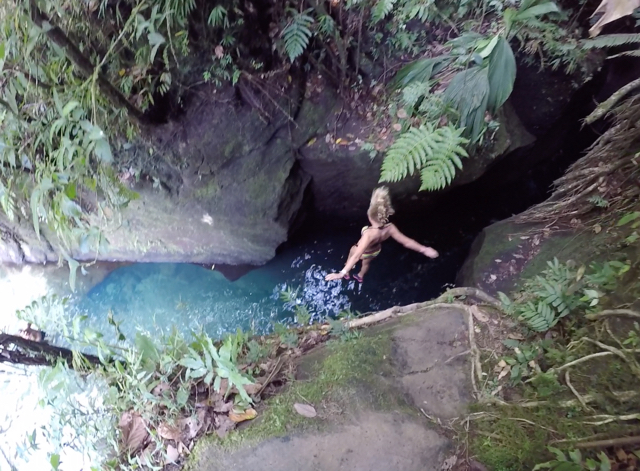 Saut Manon Titou 2016-02-15 à 11.51.38